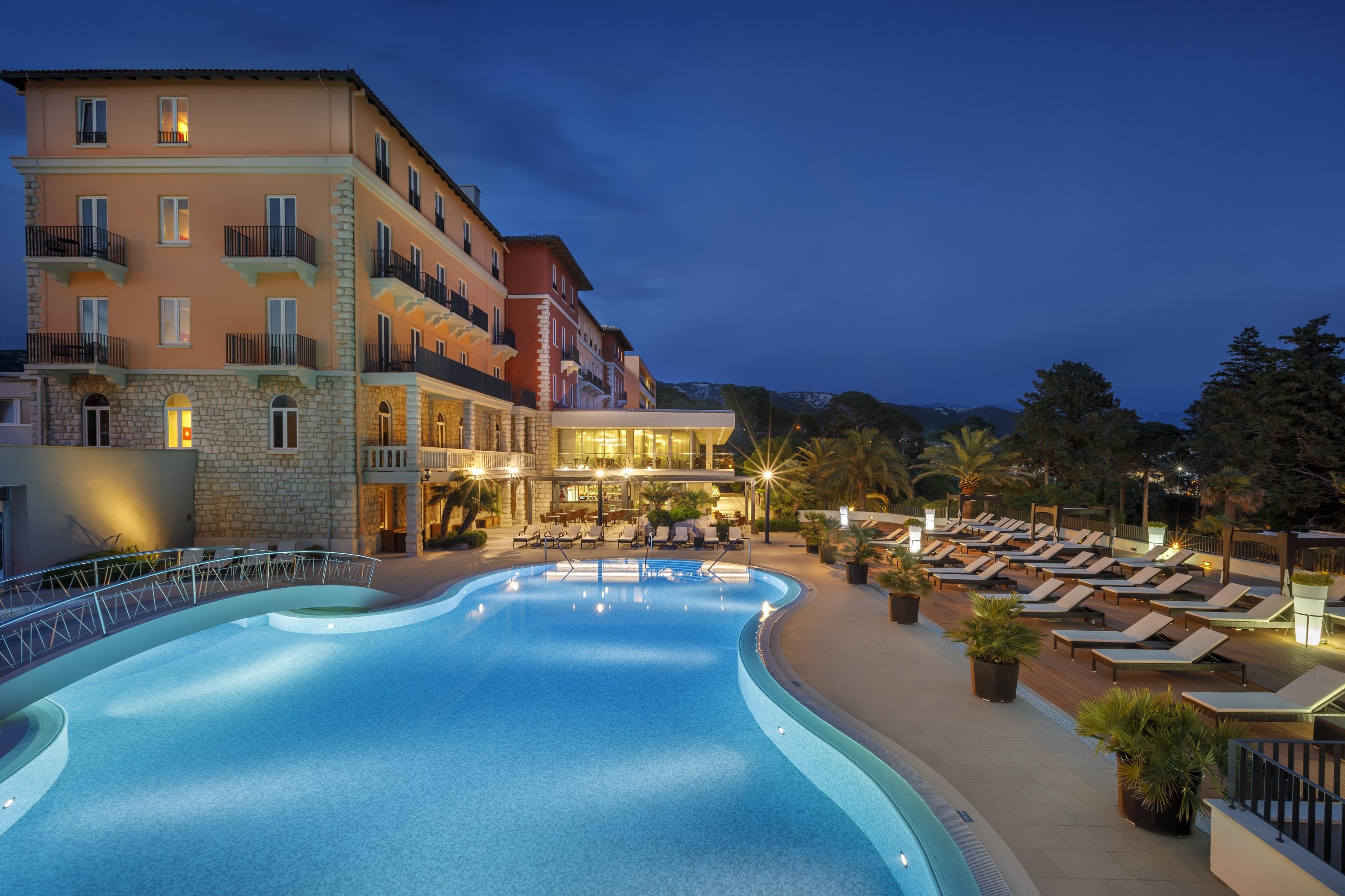 Imperial Heritage Hotel, Valamar Collection (Adults Only) Rab Town Exterior foto