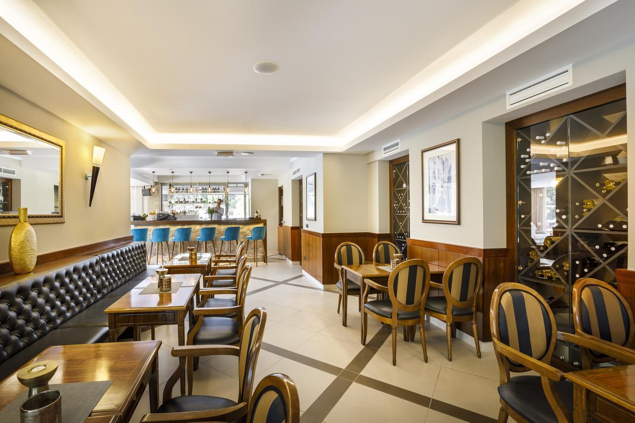 Imperial Heritage Hotel, Valamar Collection (Adults Only) Rab Town Exterior foto